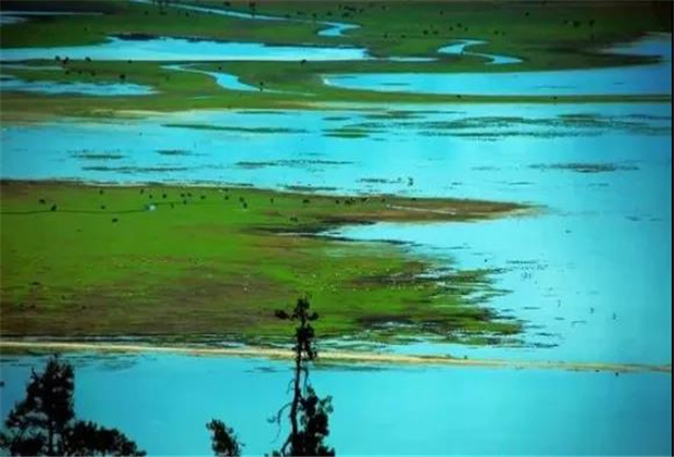 云南傳媒公司：香格里拉10個必去旅游景點(diǎn)，個個風(fēng)景迷人！你都去過了嗎？